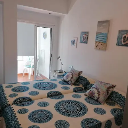 Apartamento En La Playa Con Piscina
