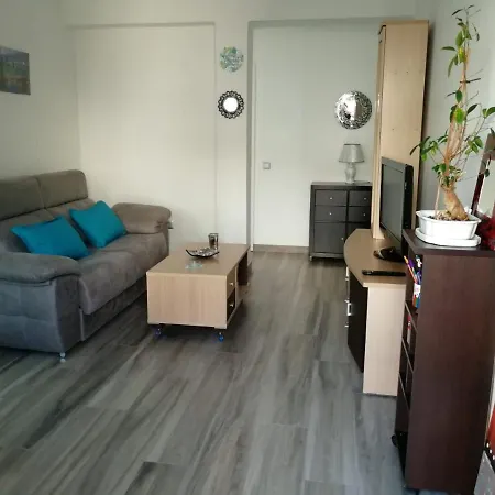 Apartamento En La Playa Con Piscina Benalmádena