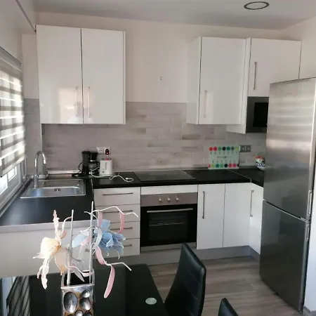 Apartamento En La Playa Con Piscina