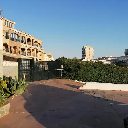 Apartamento En La Playa Con Piscina Apartamento Benalmádena